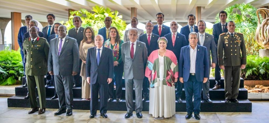 Por la paz y la seguridad regional, ministros de Defensa y de Relaciones Exteriores de América del Sur se reunieron en Brasilia