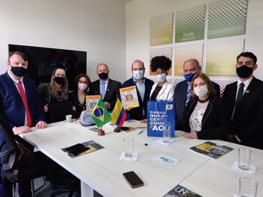 Delegación del municipio de Criciúma de Brasil realiza visita institucional a Medellín