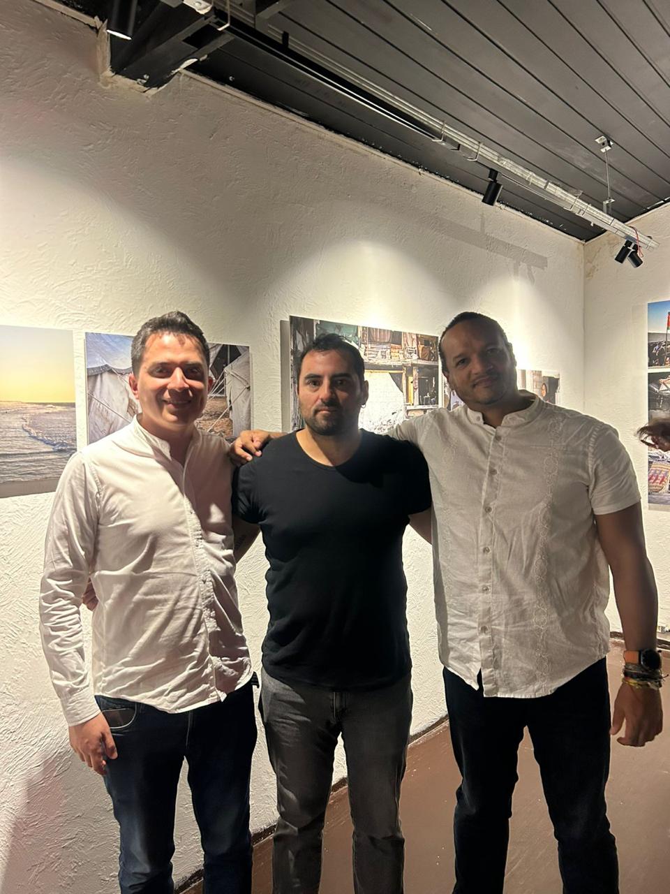 Inauguración de la exposición fotográfica “La guerra contra la verdad” en Rio de Janeiro y São Paulo
