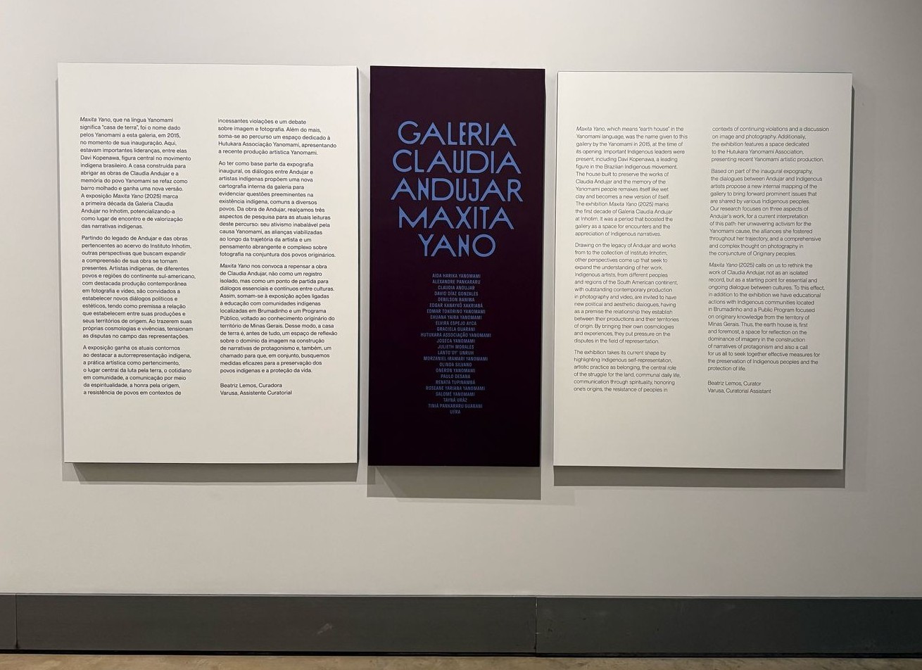Julieth Morales, artista plástica perteneciente al pueblo Misak, presentó con éxito su exposición “Nay Srap” en la galería Claudia Andujar Maxita Yano del Museo Inhotim – Minas Gerais