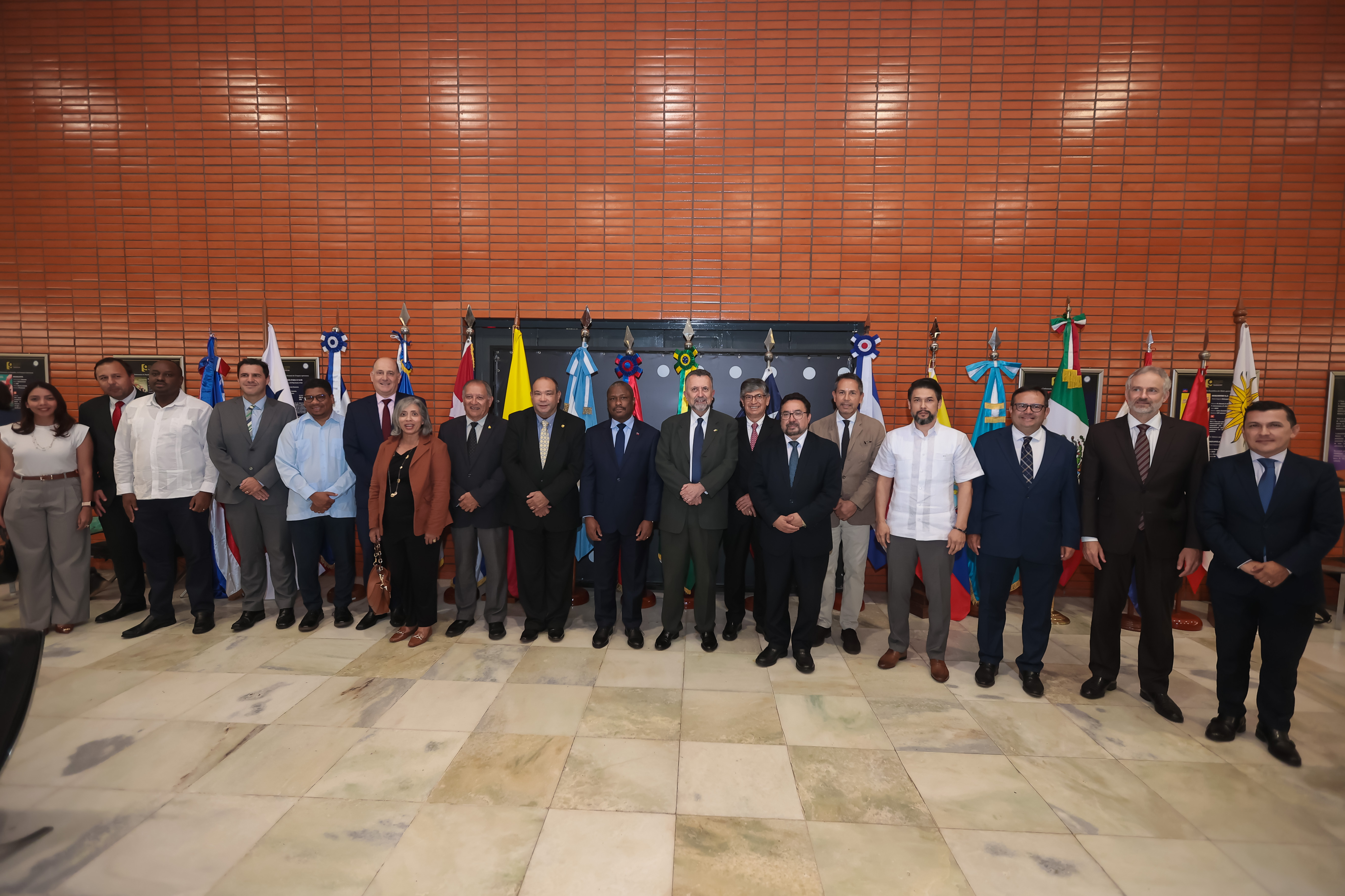 La Embajada de Colombia en Brasil promueve espacios de memoria,  cultura y reflexión a través de la película La Suprema y  la estrategia de diplomacia cultural