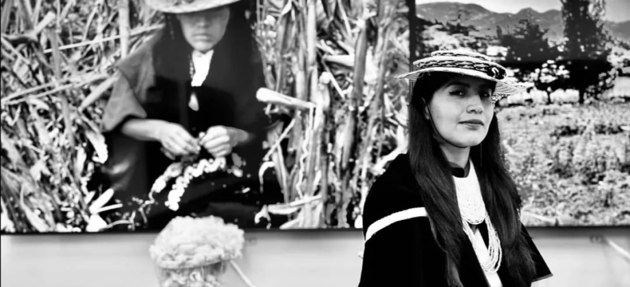 Julieth Morales, artista plástica perteneciente al pueblo Misak, presentó con éxito su exposición “Nay Srap” en la galería Claudia Andujar Maxita Yano del Museo Inhotim – Minas Gerais 