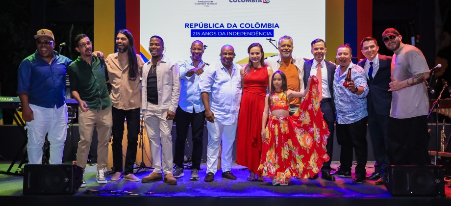Grupo Bahía celebró la independencia de Colombia en Brasil con ritmos del Pacífico