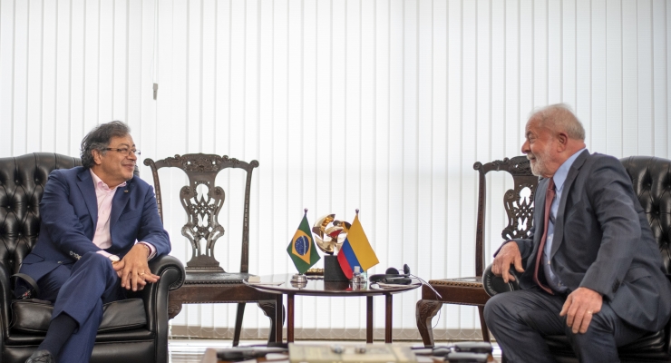 Pacto por selva amazónica, política antidrogas, apoyo a Paz Total en Colombia e interconexión eléctrica centraron encuentro de presidentes Petro y Lula