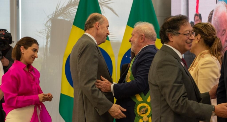 Canciller Álvaro Leyva acompaña al Presidente Gustavo Petro a la posesión de Luiz Inácio Lula da Silva como Presidente de Brasil