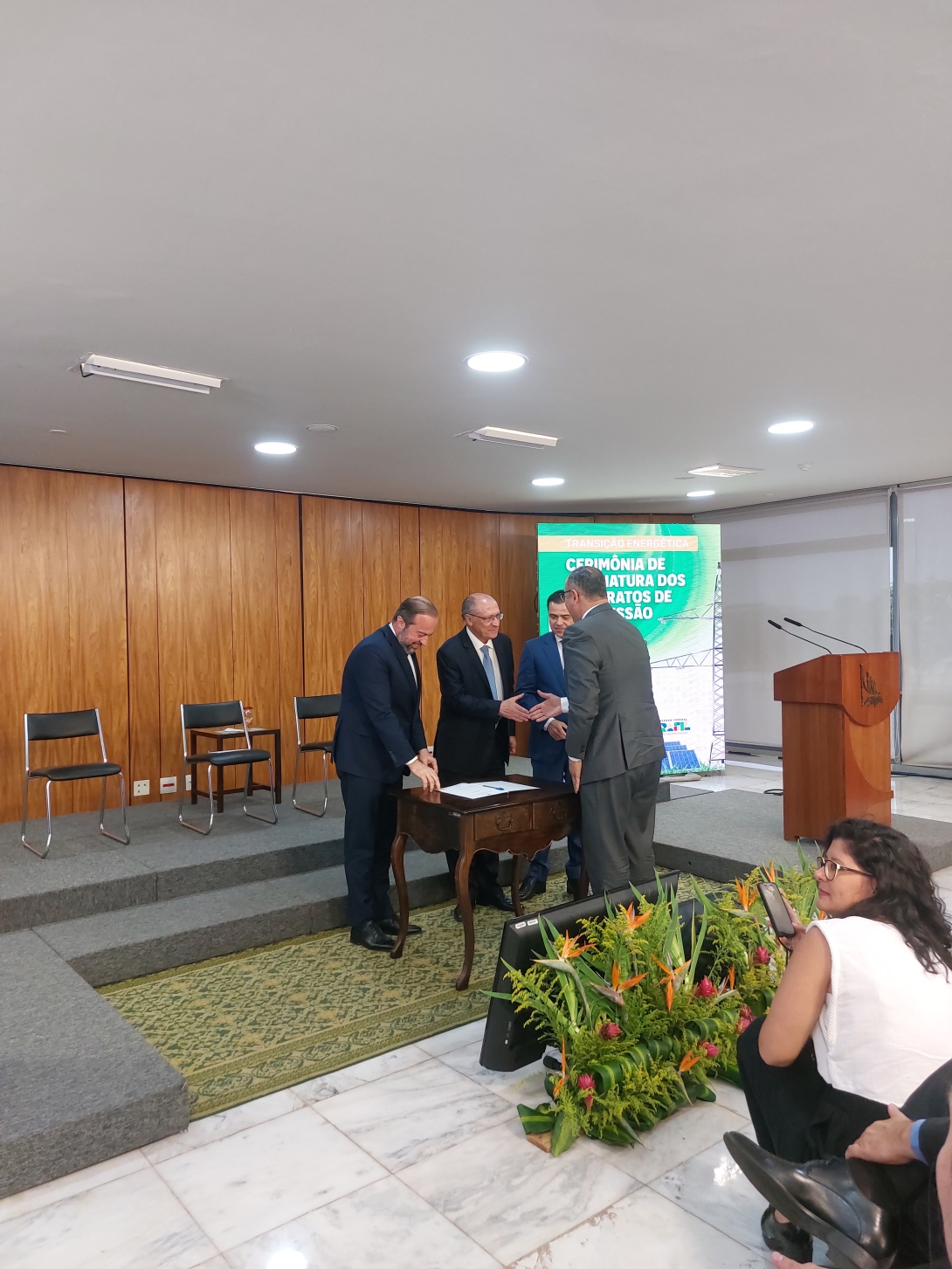 ISA construirá 2.160 kilómetros en nuevas líneas de transmisión de Energía Renovable en Brasil 